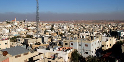 مطلوب يطلق النار على شقيقين بمخيم مادبا ويلوذ بالفرار مطلوب يطلق النار على شقيقين بمخيم مادبا ويلوذ بالفرار