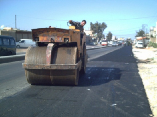 مواطنو الكرك يطالبون بشمول مناطقهم بمشروع فتح وتعبيد الشوارع