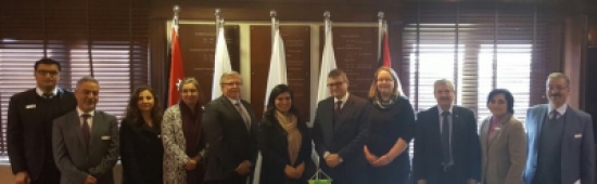 الجمعية العلمية الملكية توقع اتفاقية تعاون مع جامعة كاريليا الفنلندية