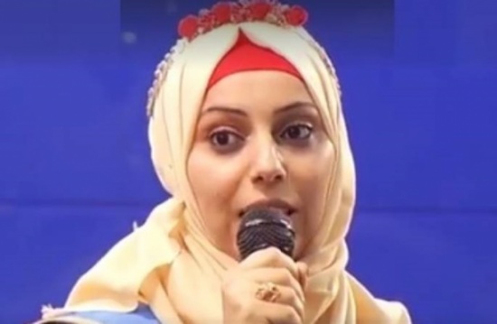 قصة مثيرة لطالبة من غزة حملت لقب "مجنونة الطب" (شاهد)