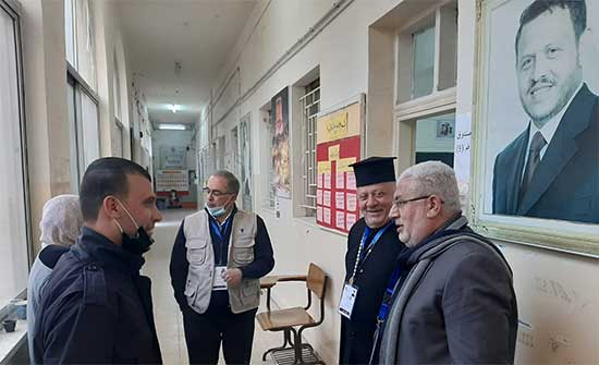 الوطني لحقوق الإنسان يجري جولات ميدانية على مراكز اقتراع في العاصمة