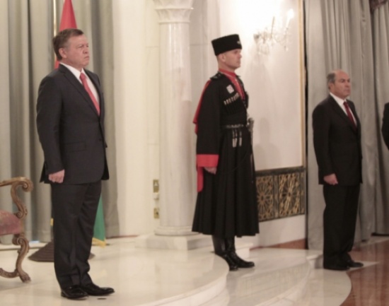 جودة وعناب والصعوب يؤدون اليمين الدستورية أمام الملك