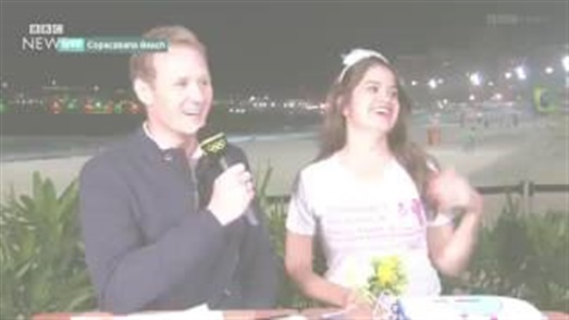 فيديو : دفنت عزوبيتها