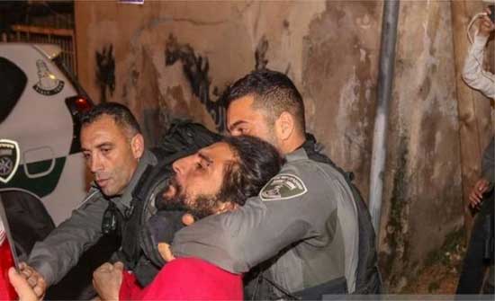 الشيخ جراح.. ارتفاع الإصابات إلى 31 والاعتقالات لـ12 الشيخ جراح.. ارتفاع الإصابات إلى 31 والاعتقالات لـ12