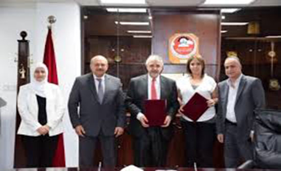 الجامعة الهاشمية تنظم مؤتمرًا عالميًا حول اللاجئين في الأردن الجامعة الهاشمية تنظم مؤتمرًا عالميًا حول اللاجئين في الأردن