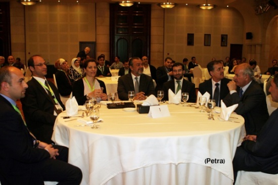 الأبنية الخضراء يكرم الشخصيات الريادية في المجال البيئي