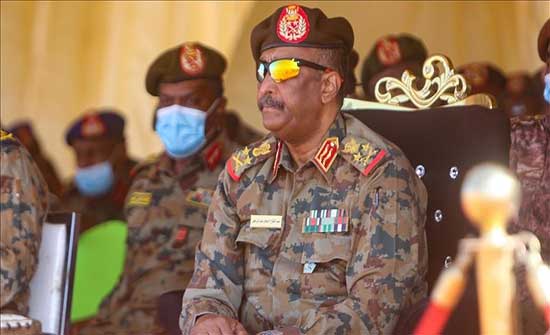 البرهان: لن نسلم السلطة في السودان إلا بالانتخابات أو التوافق البرهان: لن نسلم السلطة في السودان إلا بالانتخابات أو التوافق
