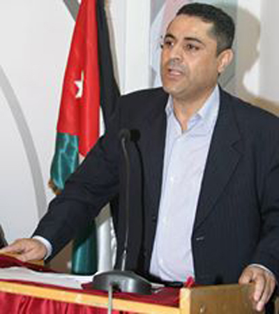 رئيس بلدية الزرقاء يلتقي أهالي ضاحية الثورة