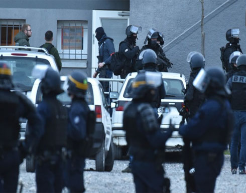 وفاة الشرطي الذي حل محل رهينة خلال هجوم فرنسا