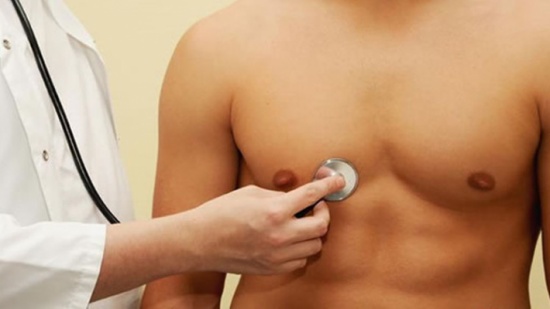 سرطان الثدي يصيب الرجال ايضا