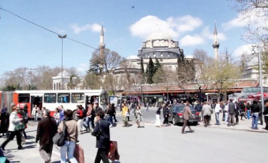 مليار دينار إنفاق الأردنيين على السفر مليار دينار إنفاق الأردنيين على السفر