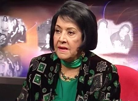 مديحة يسري لجمهورها: "ادعولي أقف على رجلي".. ولـ"فهمي": "فينك يا وحِش" مديحة يسري لجمهورها: "ادعولي أقف على رجلي".. ولـ"فهمي": "فينك يا وحِش"