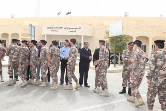 وصول القوات الاردنية المشاركة بتمرين رعد الشمال وصول القوات الاردنية المشاركة بتمرين رعد الشمال