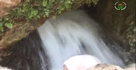 فيديو.. «عين المشاكي» معجزة تبحث عن تفسير