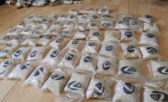 بالصور : ضبط ٧٠ الف حبة مخدرة بحوزة شخص في عمان و ٢٨ كف حشيش بحوزة آخرين في الزرقاء