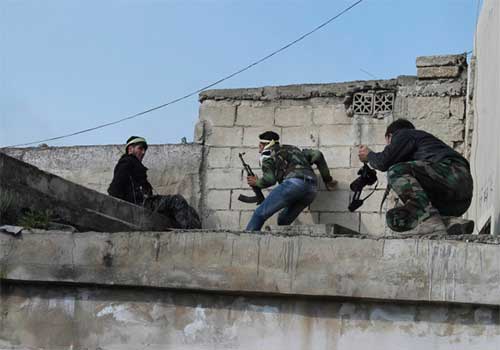 رغم القصف.. الجيش الحر يخترق خطوط بشار في حمص