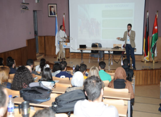 ورشة للتعريف بأكاديمية مايكروسوفت لتوظيف الخريجين في الألمانية الأردنية