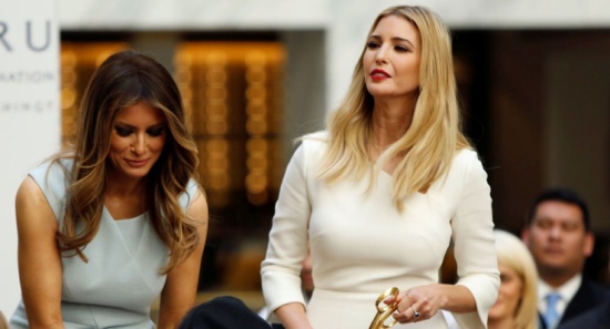 “كيد النساء” بين ميلانيا وإيفانكا ترامب يشعل أروقة البيت الأبيض