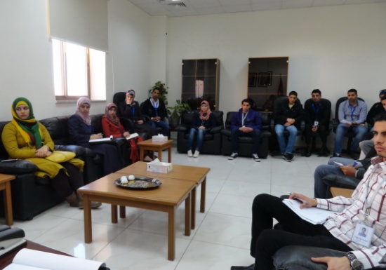 الدكتور الخوالدة يلتقي رئيس وأعضاء اتحاد طلبة الأردنية فرع العقبة