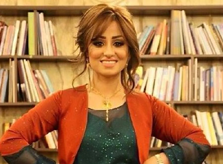 لقطات مفعمة بالرومانسية تجمع برواس حسين بزوجها