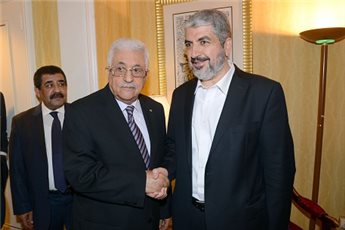 كيمياء بين أبو مازن ومشعل ... وفيزياء بين عزام الاحمد وهنية كيمياء بين أبو مازن ومشعل ... وفيزياء بين عزام الاحمد وهنية