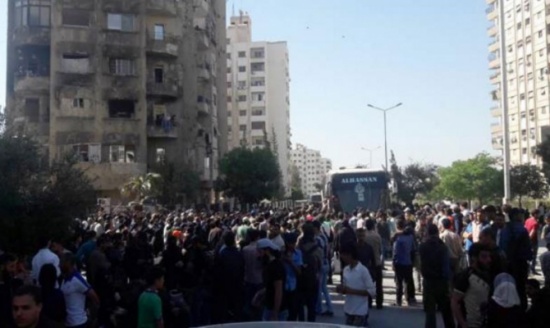 مهجرو حي برزة الدمشقي.. غربة حرب وذكرى وطن مهجرو حي برزة الدمشقي.. غربة حرب وذكرى وطن