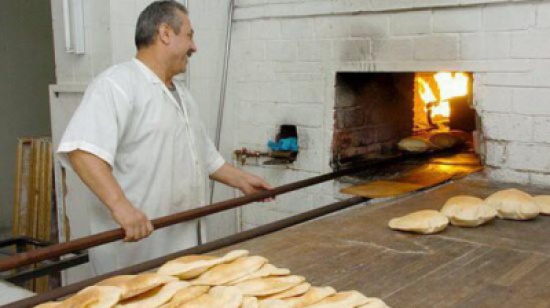 الضمان: العجّان والخبّاز التقليدي مهن خطِرة