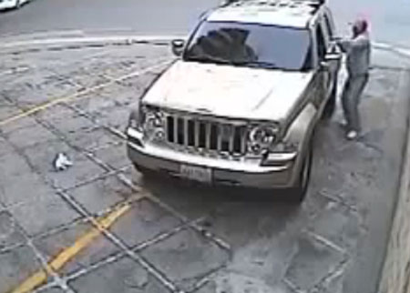 سطو مسلح تنتهي بقتل المهاجم