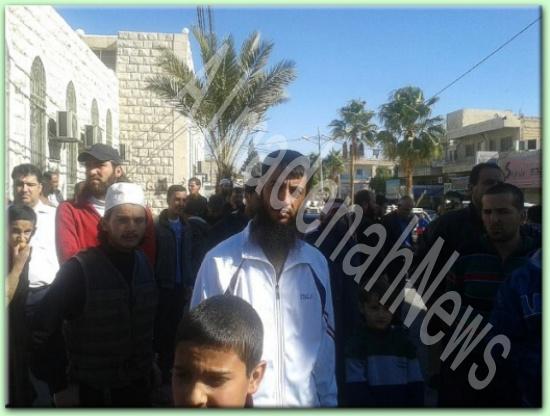 بالصور ... اهالي معان في وقفة احتجاجية بالصور ... اهالي معان في وقفة احتجاجية