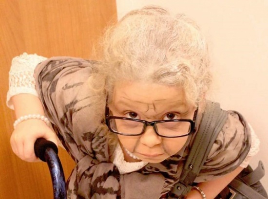 طفلة في حضانة تفاجئ الجميع بهذا الوجه طفلة في حضانة تفاجئ الجميع بهذا الوجه