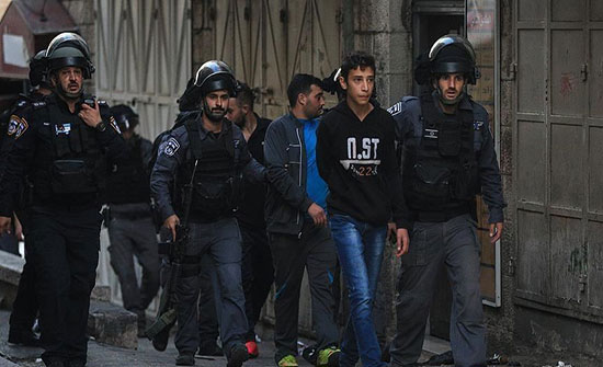 الشرطة الإسرائيلية تعتقل 10 فلسطينيين في القدس الشرطة الإسرائيلية تعتقل 10 فلسطينيين في القدس