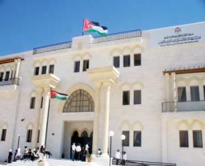 مدرسة الملك عبد الله للتميز تحصل على المركز الاول بمسابقة الروبوت