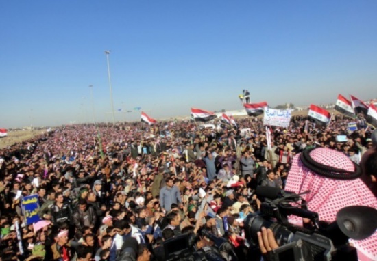 ائتلاف المالكي يقاطع جلسة برلمانية لبحث مطالب المعتصمين ائتلاف المالكي يقاطع جلسة برلمانية لبحث مطالب المعتصمين