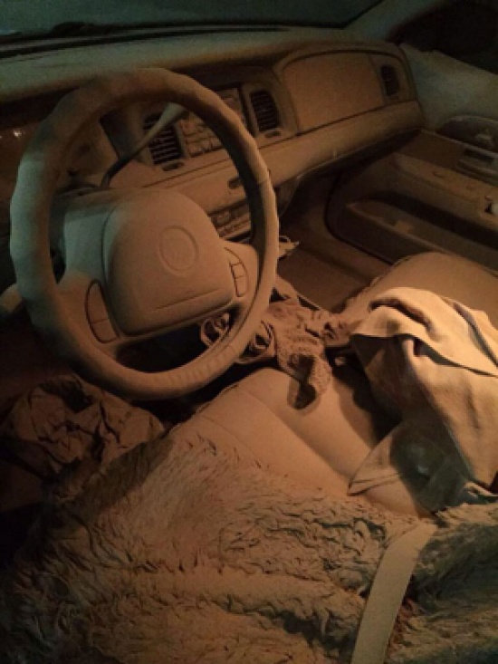 صور: سعوديون يوثّقون بصمات غبار العاصفة المظلمة