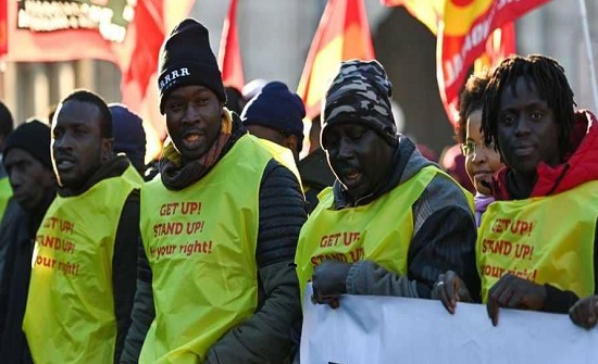 انتفاضة بـ"السترات الصفراء" من أجل المهاجرين في إيطاليا