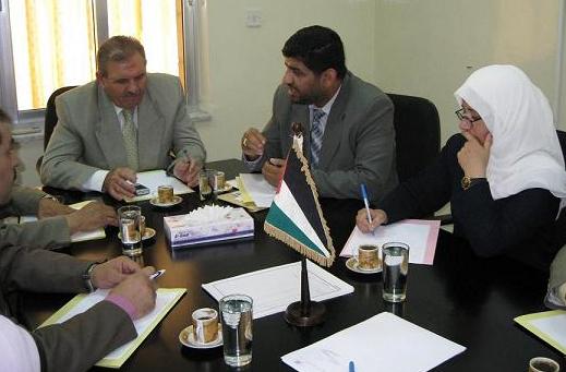 نقابة الممرضين تطالب وزارة الصحة برفع علاوة الندرة للممرضين من  120الى 150%