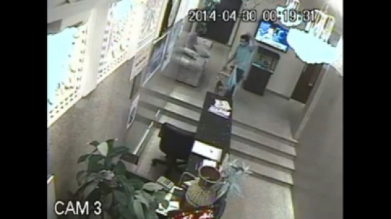 اللص الغبي !