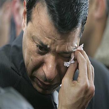 دحلان يشتم القدومي ويتهمه بالتآمر مع حماس وقيادتها في دمشق ضد فتح