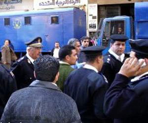 حاميها حراميها.. ضابط يتزعم تشكيل عصابي لسرقة المنازل بالإكراه  