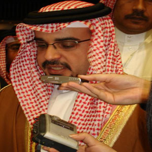ولي عهد البحرين يدعو القادة العرب للتعامل مع وسائل الاعلام الاسرائيلية 