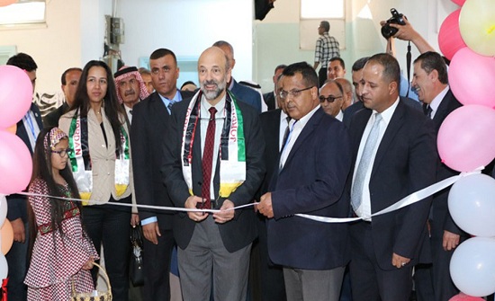 الرزار يفتتح المؤتمر التربوي الأول في ذيبان الرزار يفتتح المؤتمر التربوي الأول في ذيبان