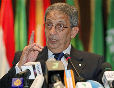 عمرو موسى يدعو حماس للقبول بالمبادرة العربية والاعتراف بإسرائيل