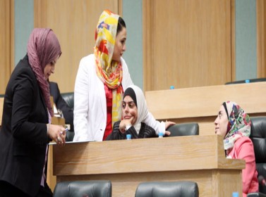 إشهار مشروع تعزيز مشاركة المرأة في الحياة السياسية إشهار مشروع تعزيز مشاركة المرأة في الحياة السياسية