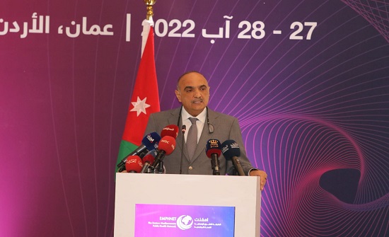 الخصاونة : لم نركن للشعبوية في التعامل مع كورونا الخصاونة : لم نركن للشعبوية في التعامل مع كورونا