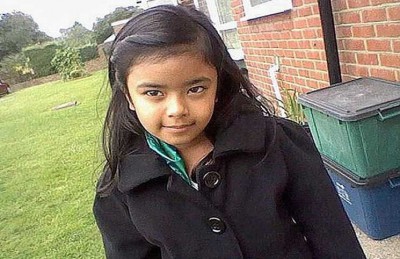 سيدة تعذب طفلتها حتى الموت بتحريض من صديقتها