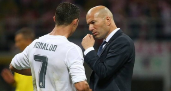 شيء غريب حصل بين رونالدو و زيدان قبل ركلات الترجيح ضد أتلتيكو!