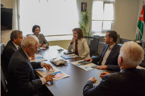 شويكة تطلع على الخدمات التكنولوجية لمفوضية اللاجئين شويكة تطلع على الخدمات التكنولوجية لمفوضية اللاجئين