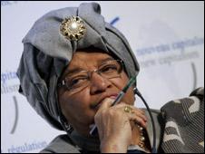 أسرة تتبرأ من طفلتها المغتصبة لأنها جلبت "العار"