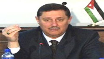  شحنة العجول صالحة للاستهلاك البشري .. وتكليف الدوريات الخارجية بمطاردة سيارات نقل الاغذية المشكوك فيها