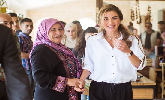 بالصور : الملكة رانيا في عجلون